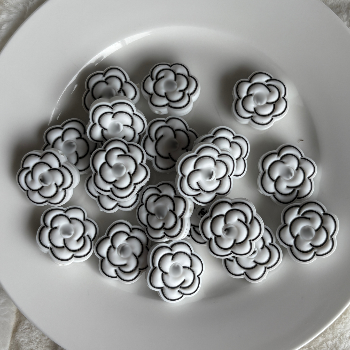 CC Flower White | Focal Bead