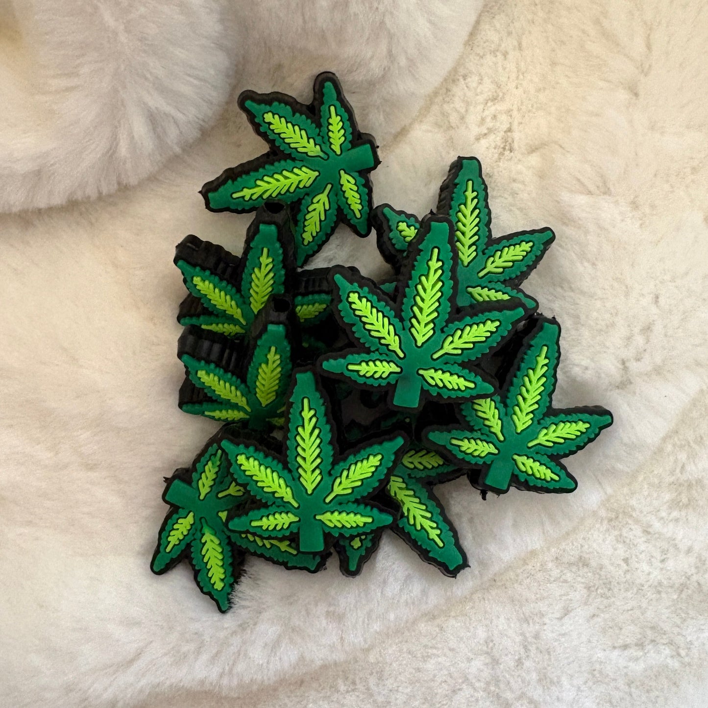 420 Leaf | Focal Bead | #109