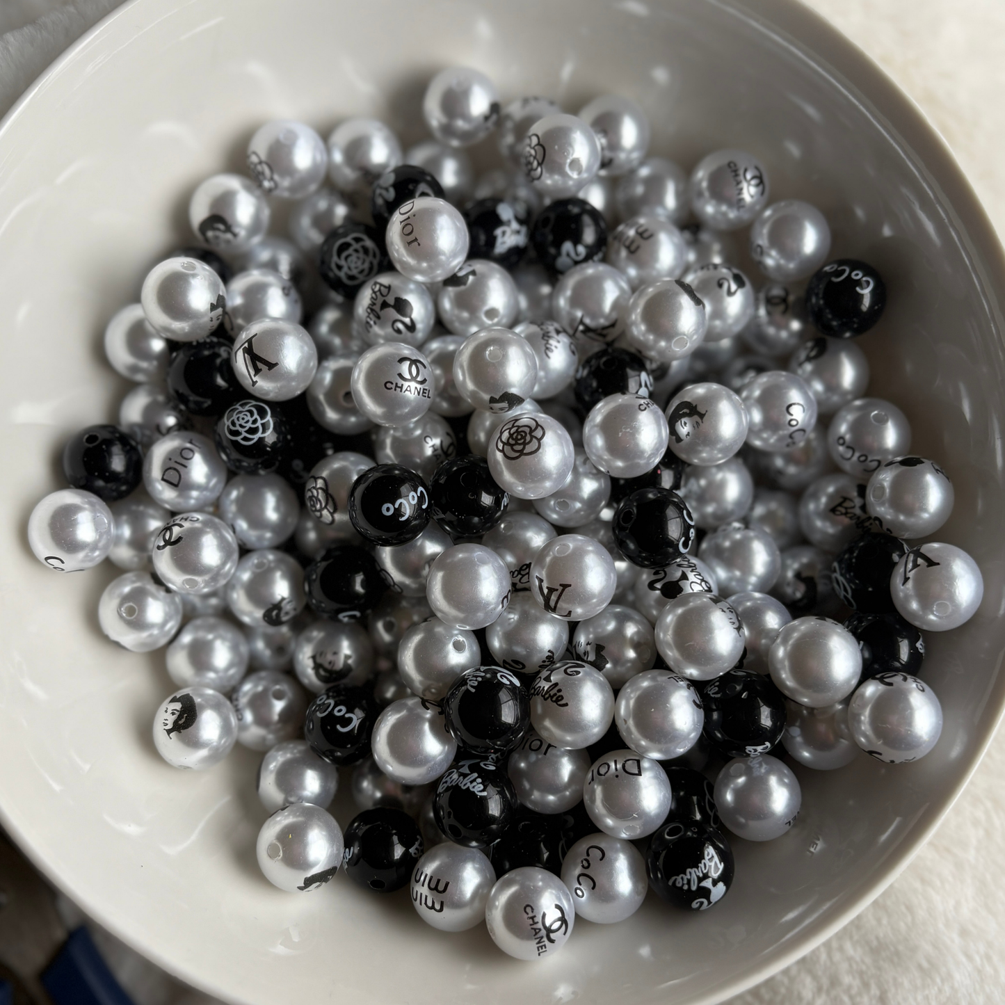 16mm Boujee Mix Brand Bead (10pcs)