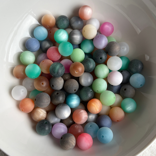 16mm Matte Frosted Bead (10pcs)