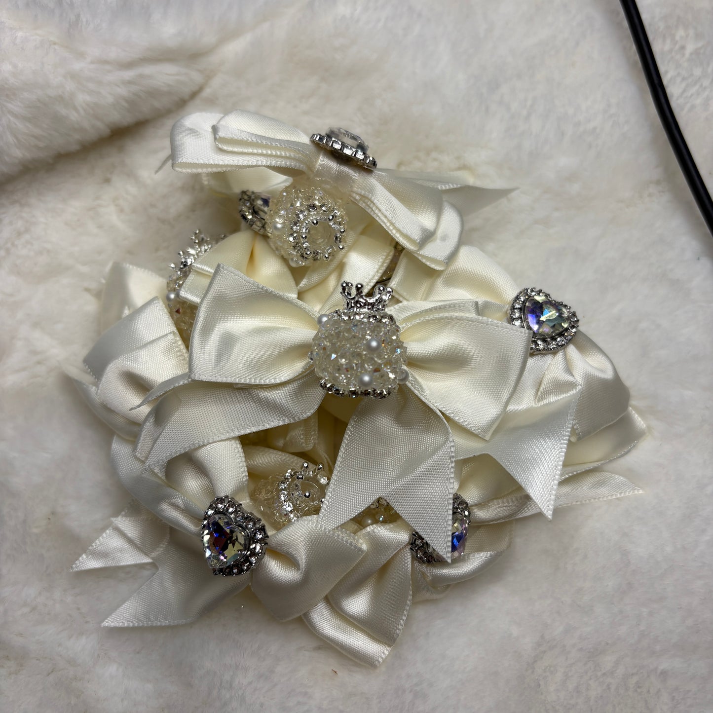Fancy Bow Bead Heart Gem (1pcs)